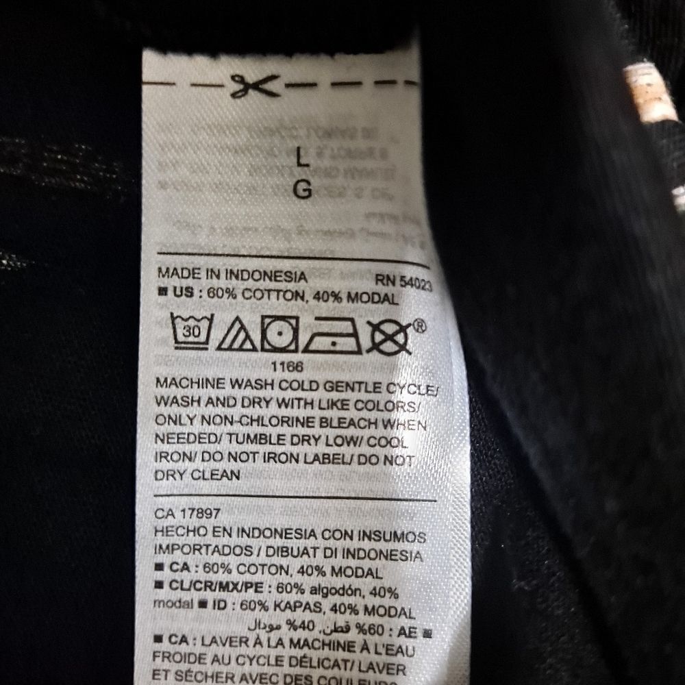 Old Navy Ladies Tee NWT - Picture 4 of 9